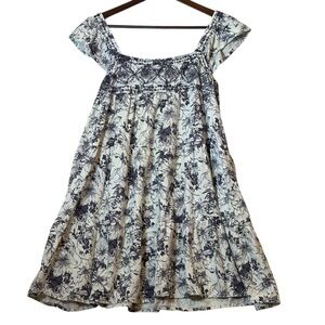 Cake n Caviar White and Purple Smocked Ruffled Cap Sleeve Tunic Small